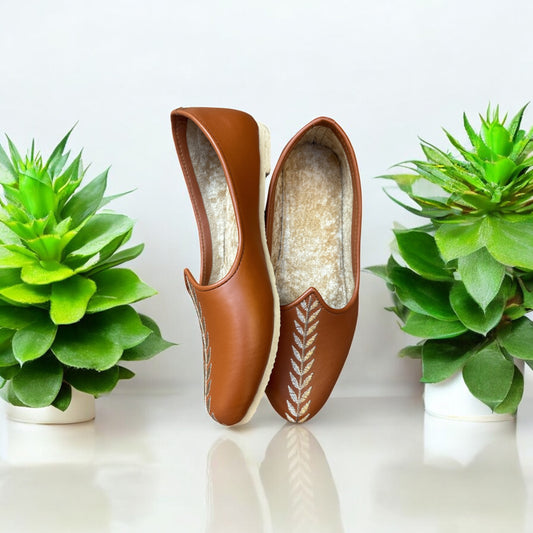 Brown Men’s Jutti with Hand-Stitched Embroidery